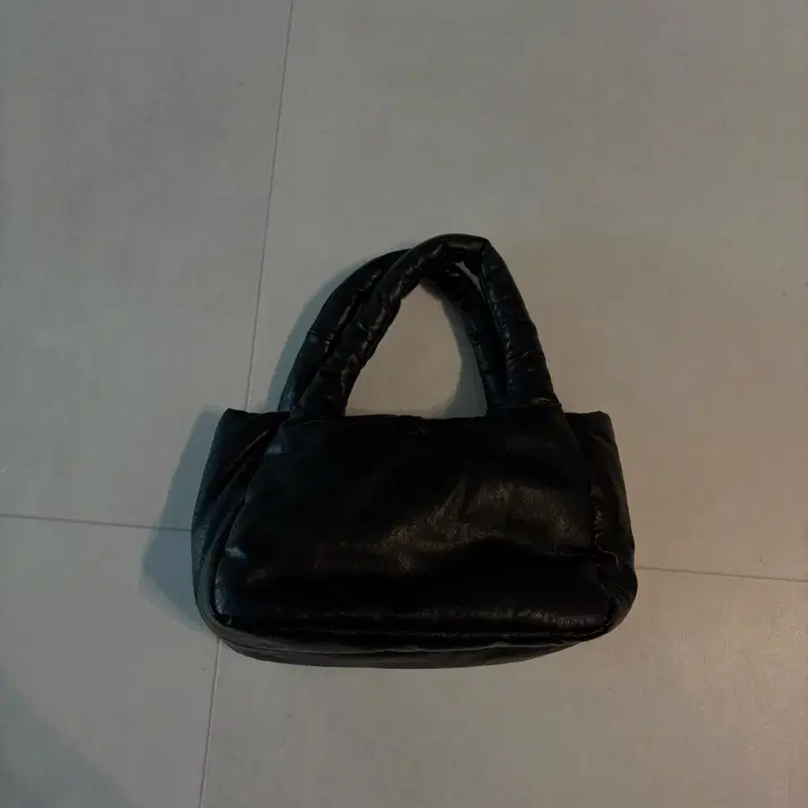 제이마크뉴욕 베일리소프트 토트백 BAILEY soft medium tote bag - Black
