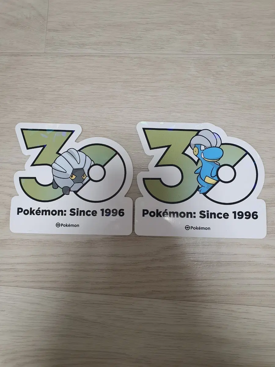 포켓몬 30주년 로고 스티커 쉘곤, 아공이