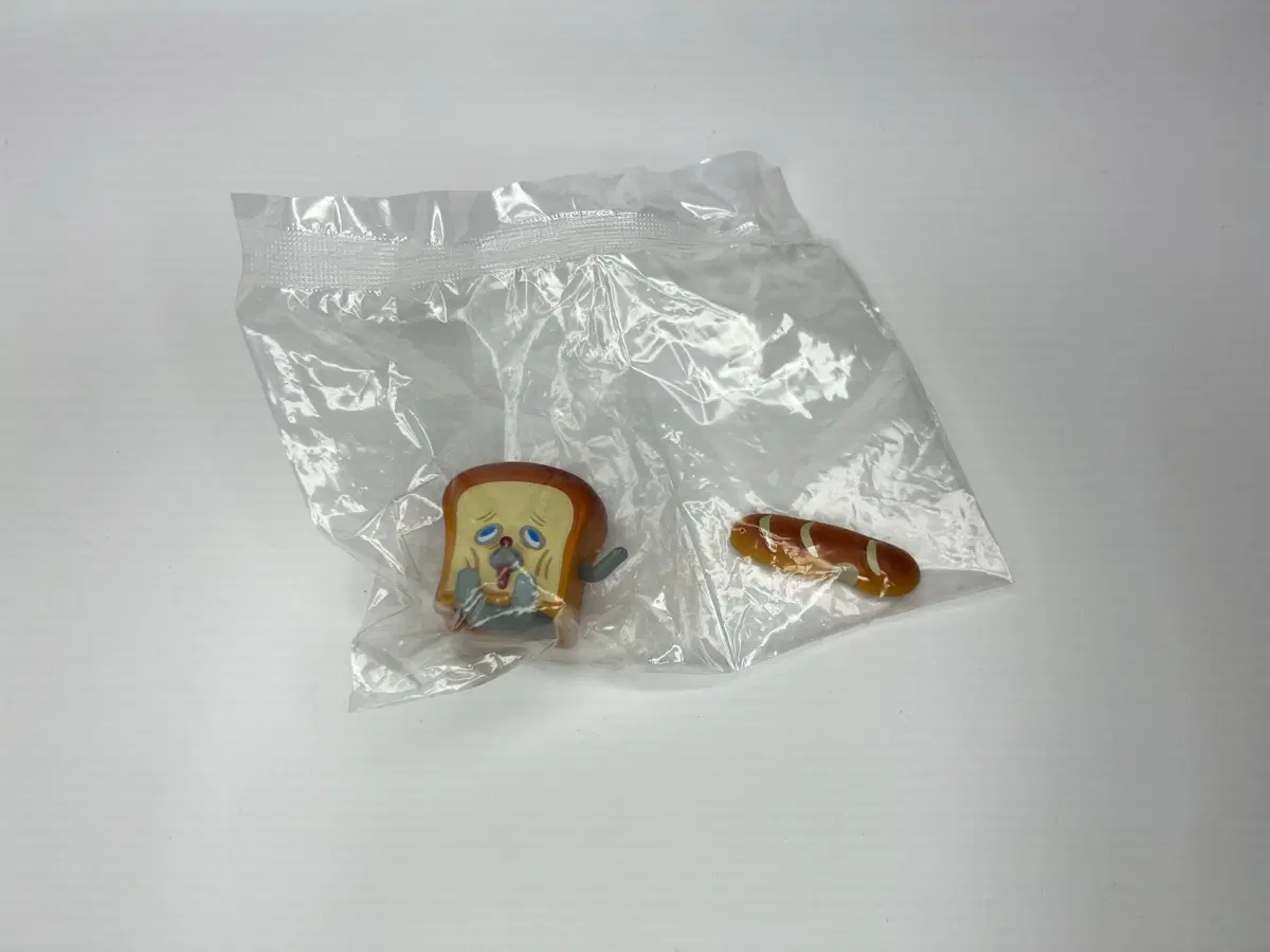 빵도둑 가챠 피규어 판매
