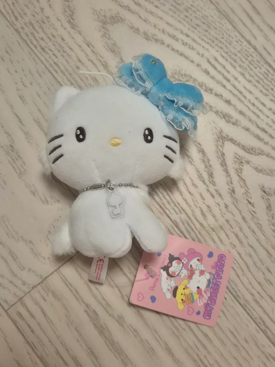 챠미키티 인형