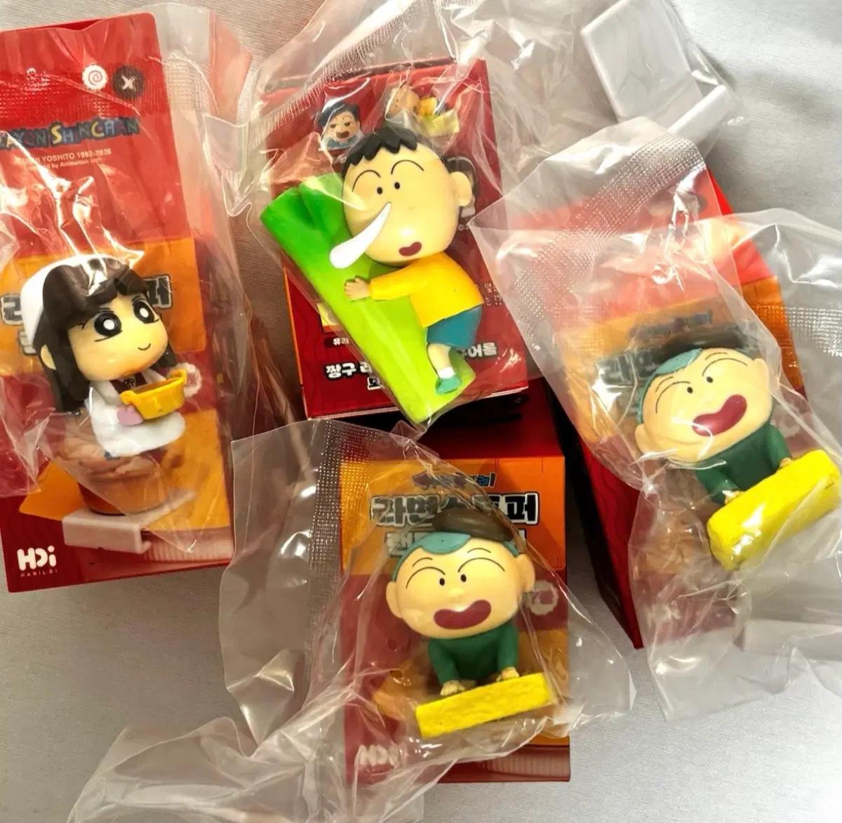 짱구는 못말려 짱구 피규어 라면 컵라면 스토퍼 (미개봉) 맹구 수지 훈이