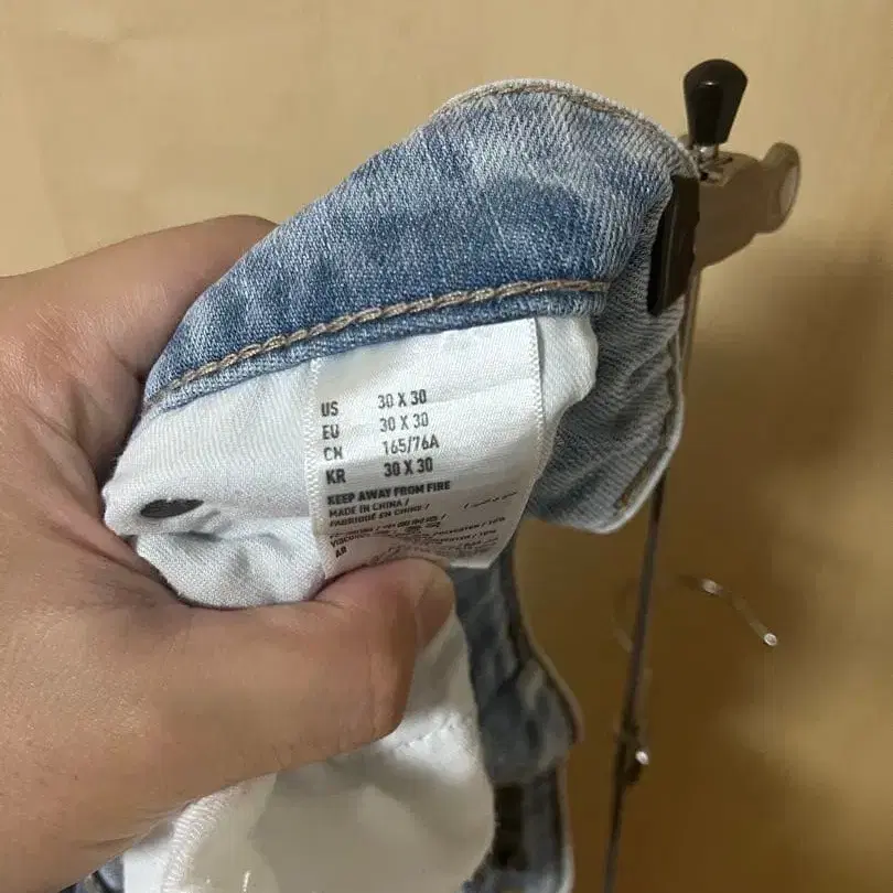 4번째 상품 이미지