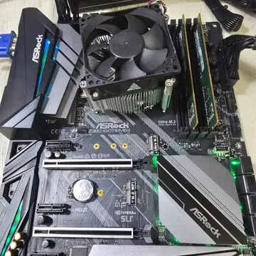 PC부품 CPU I7 9700K / ASRock Z390 EXTREME4 메인보드 | CPU/메인보드