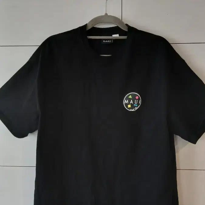MAUI and Sons 라운드 로고 티셔츠 블랙XL 105사이즈