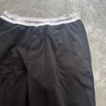 Calvin Klein 로고 스웨트 팬츠 조거