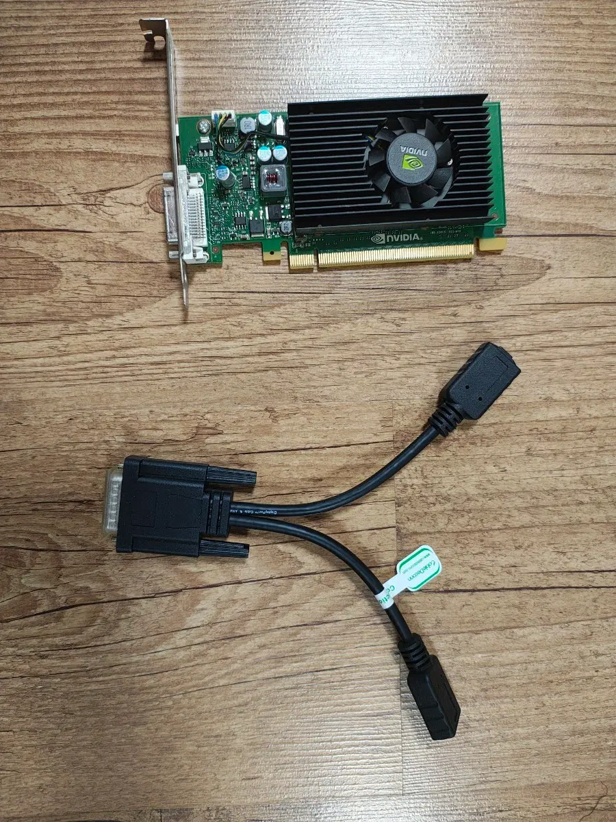 NVIDIA NVS 310 그래픽카드