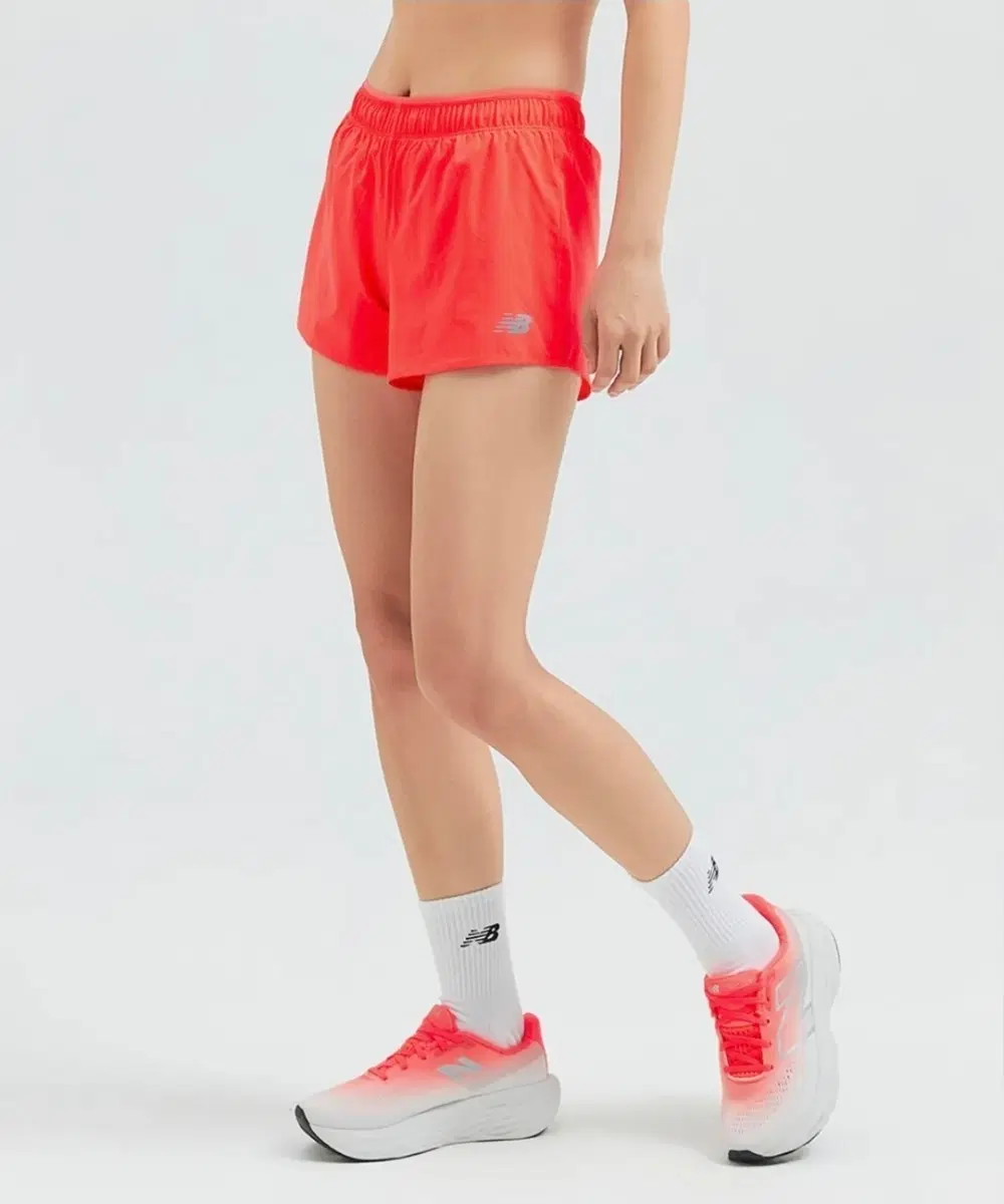 (새상품) NB 뉴발란스 WOMEN 3부 RC 쇼츠 S
