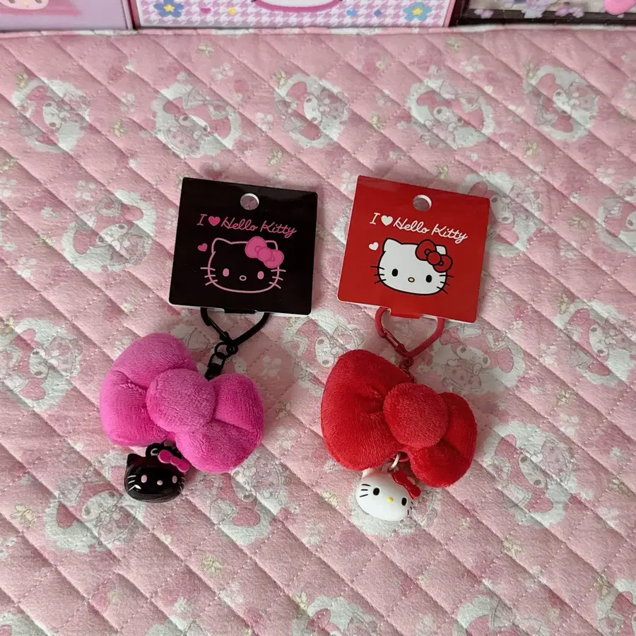 산리오 아이러브키티 키링 스트랩 하트 리본 블랙핑크 레드