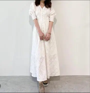 [새상품급] 코코딜 자수 코르셋 원피스 화이트 2(M)