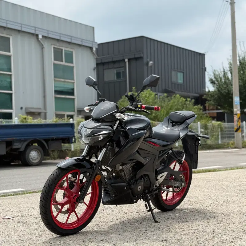 스즈키 GSX-S125 19년식 2만키로대 판매합니다