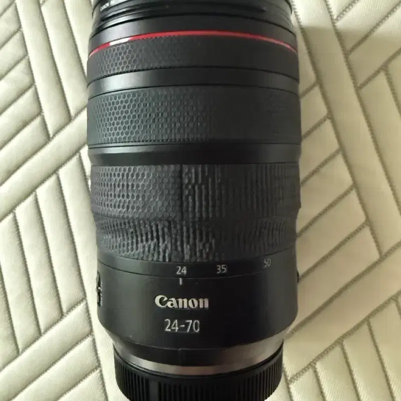 캐논 RF 24-70 mm F2.8