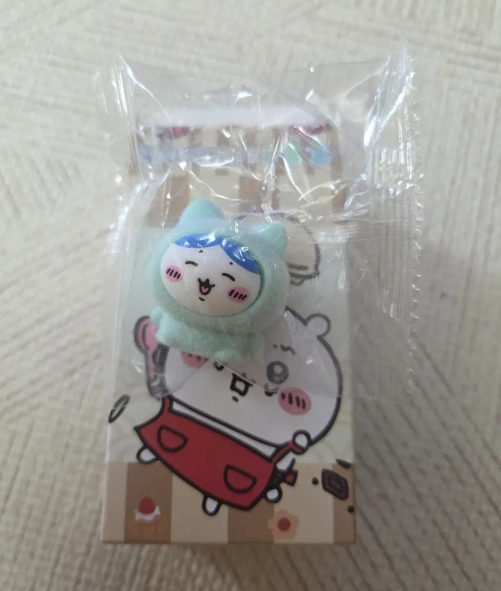 먼작귀 하치와레 플로키 피규어 새상품