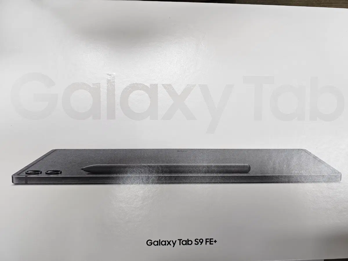 갤럭시탭S9FE플러스 WIFI 128G 미개봉 새제품 판매합니다.