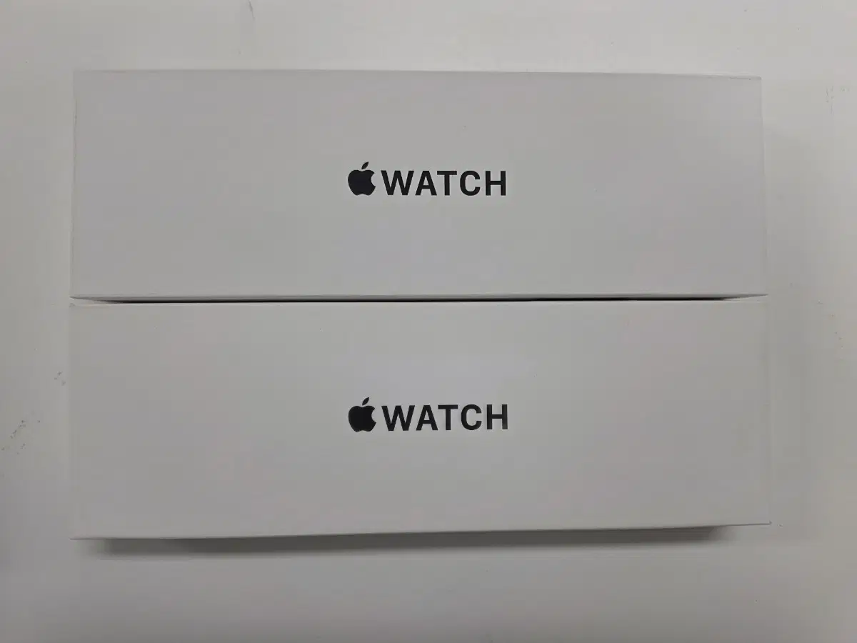 애플워치SE3 40mm 미개봉 새제품 판매합니다.