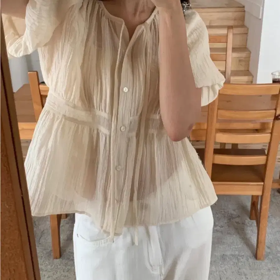 로와드 퍼프 블라우스 새제품 운포 23