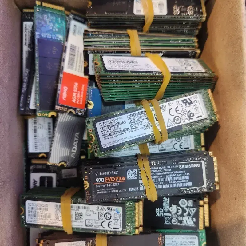 삼성 여러브랜드 m.2 NVME 250G SSD 여러개 싸게 팝니다