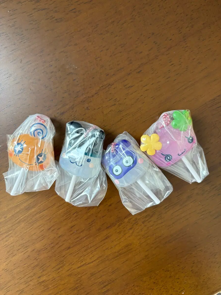 다마고치 캔디 키링