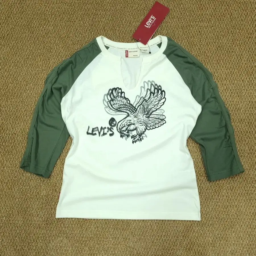 LEVIS 리바이스 Y2K 이글 프린팅 투톤 7부 반팔 딱붙