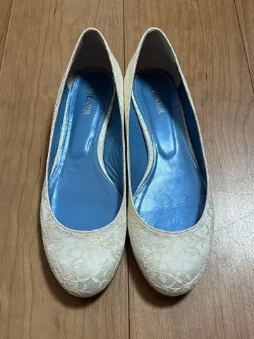 BENIR 웨딩 신발 레이스 펌프스