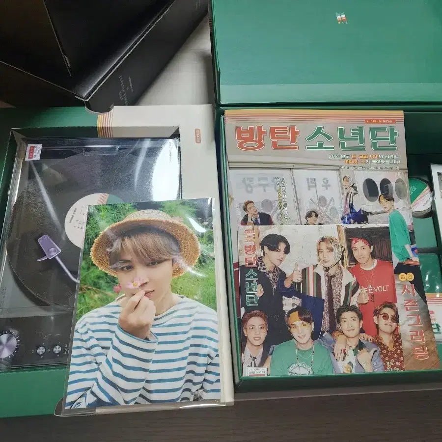 방탄소년단 2021 시즌그리팅 (지민포토)
