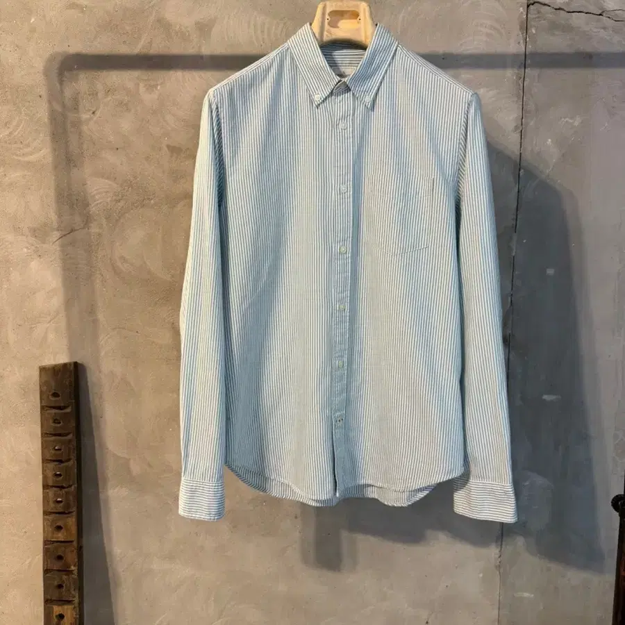 GAP 갭 스트라이프 셔츠 남성100