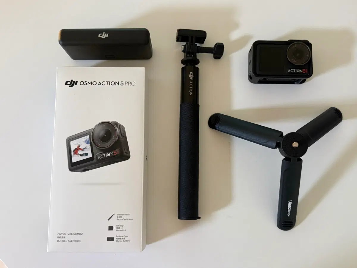 2회사용)DJI 오즈모 액션5 프로 어드벤쳐 콤보 풀구성