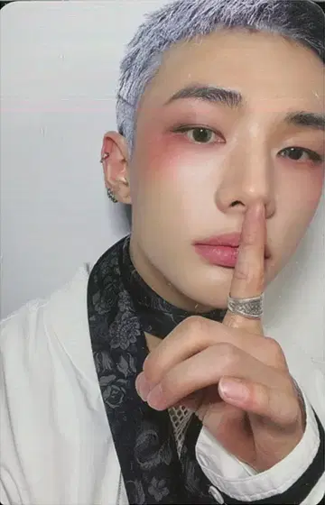StrayKids CEREMONY VER. Hyunjin KARMA 양면