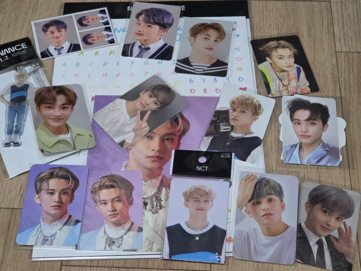 nct 2020 엔시티 dream 127 마크 레조넌스 시즌그리팅 스쿨키트 캐시비 포카 포토카드