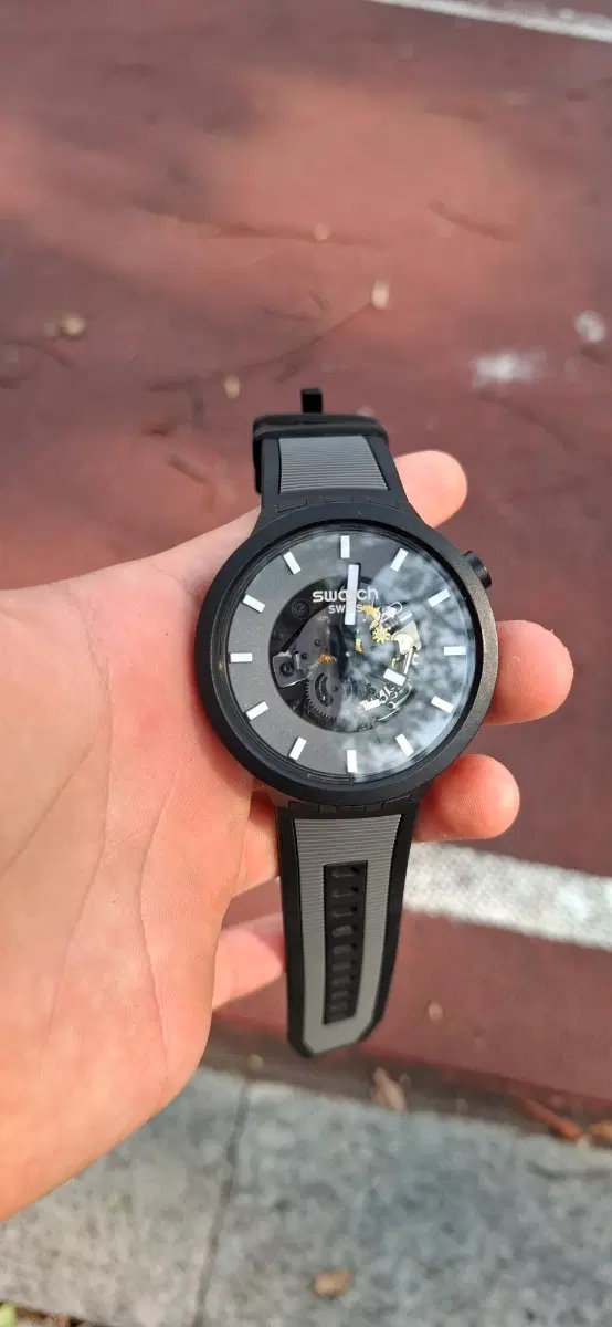 스와치(Swatch) 블랙 쿼츠 손목시