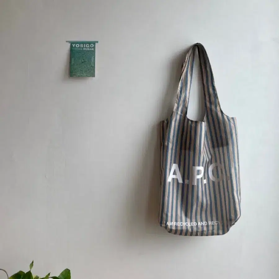 A.P.C. 아페쎄 리사이클링 에코백