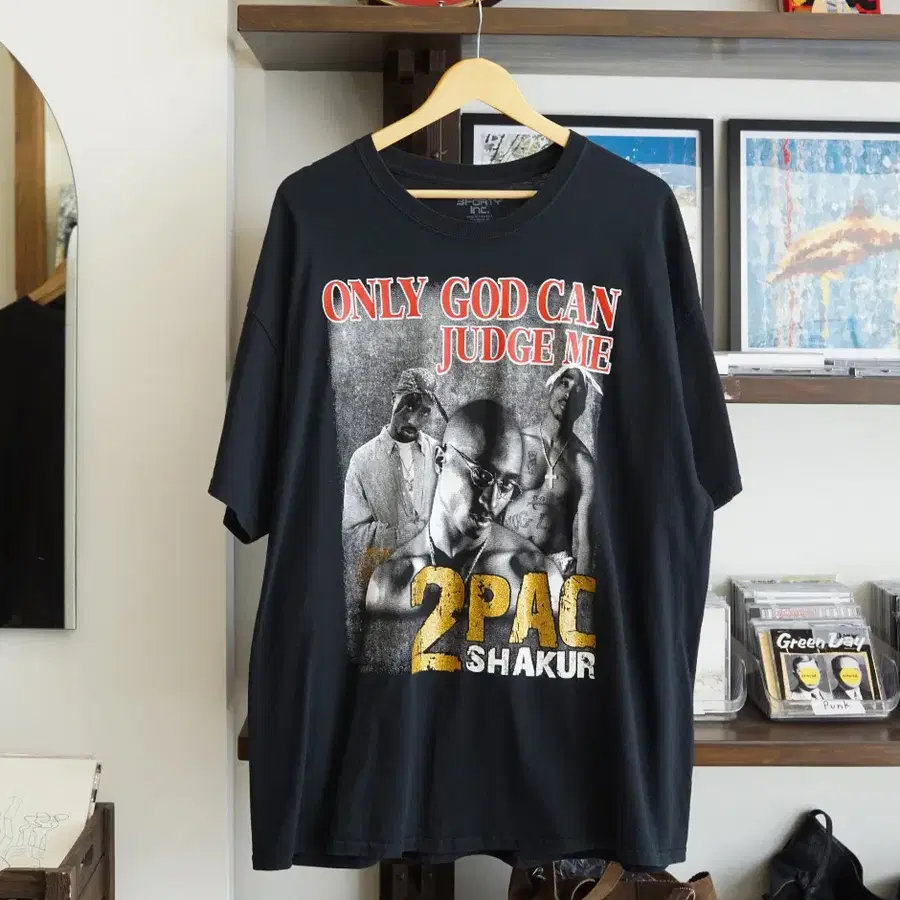 3포티 인컴 투팍 오피셜 티셔츠 2XL 사이즈