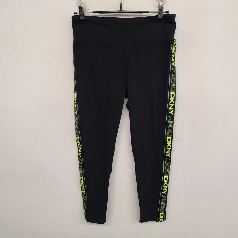 [여성66~77 size] DKNY 스포츠 레깅스