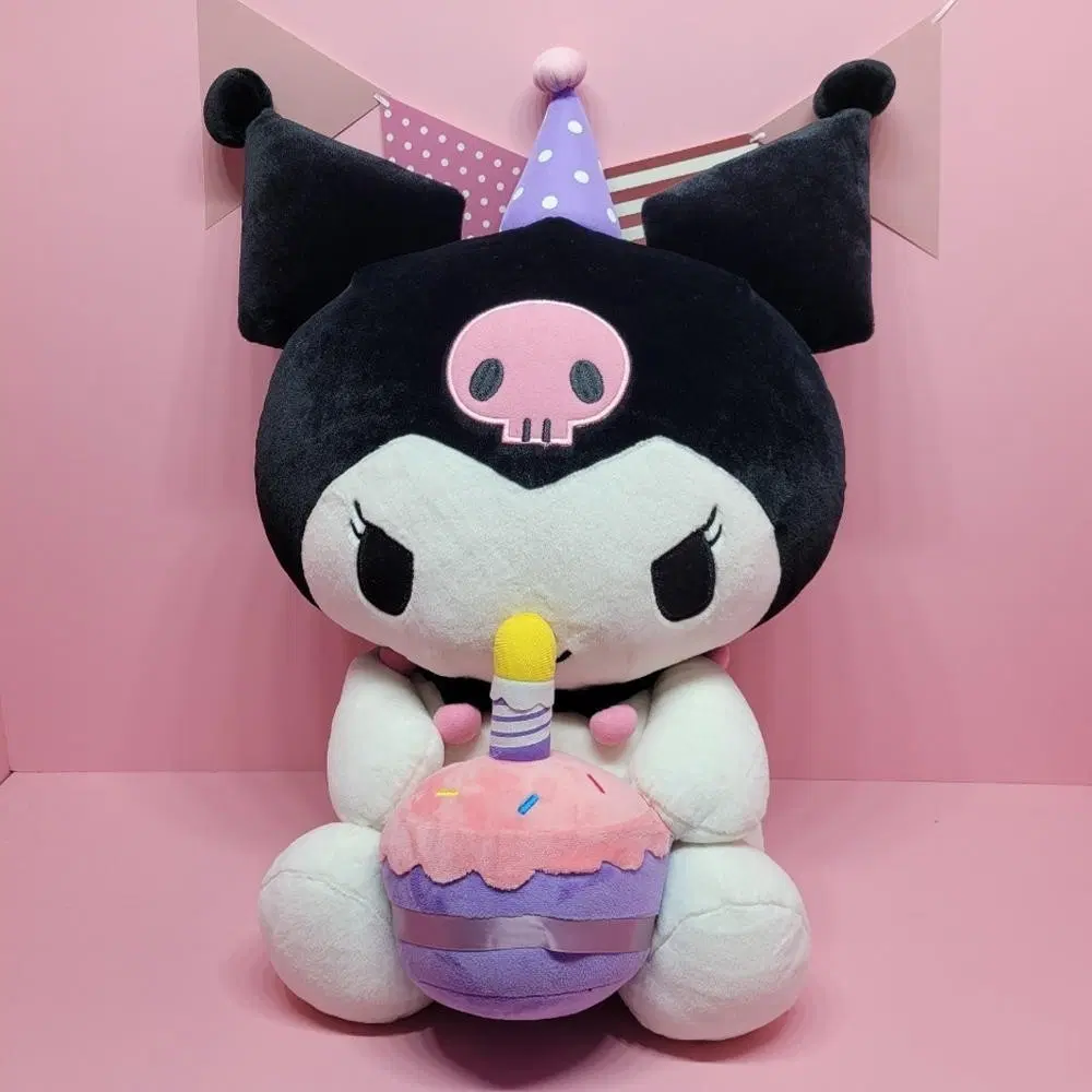 산리오 [산리오 정품] 쿠로미 생일케이크 대형 봉제 인형