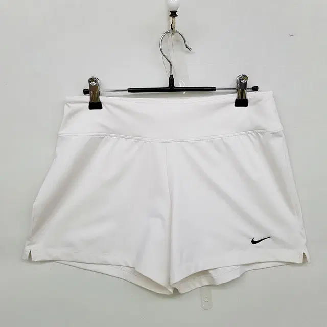 NIKE 나이키 드라이핏 밴딩 숏 팬츠 화이트