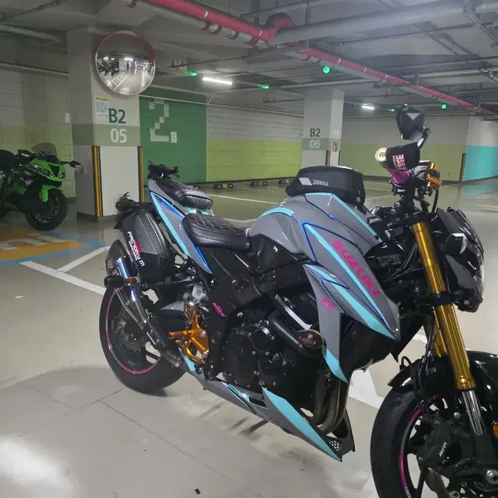GSXS750 (2021) 4
