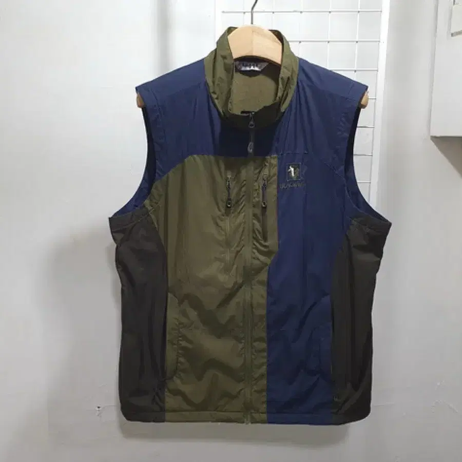 블랙야크 바람막이 조끼 (MAN L-100)#1097W