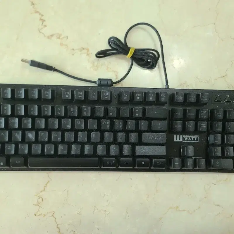 WATT K7-1000 LED 키보드
