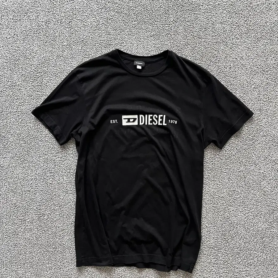 Diesel . 디젤 로고 프린팅 반팔티셔츠
