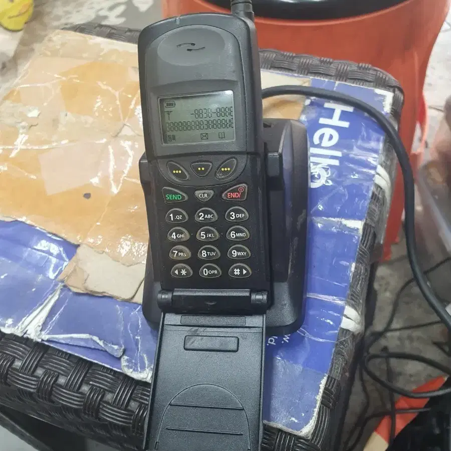 삼성 애니콜 폴더폰 블랙 SPH 2000