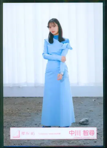 사쿠라자카46 Lonesome rabbit / What's 'KAZOKU'? 나카가와 치히로 [ Lonesome rabbit ] MV 의상(런웨이) 히키