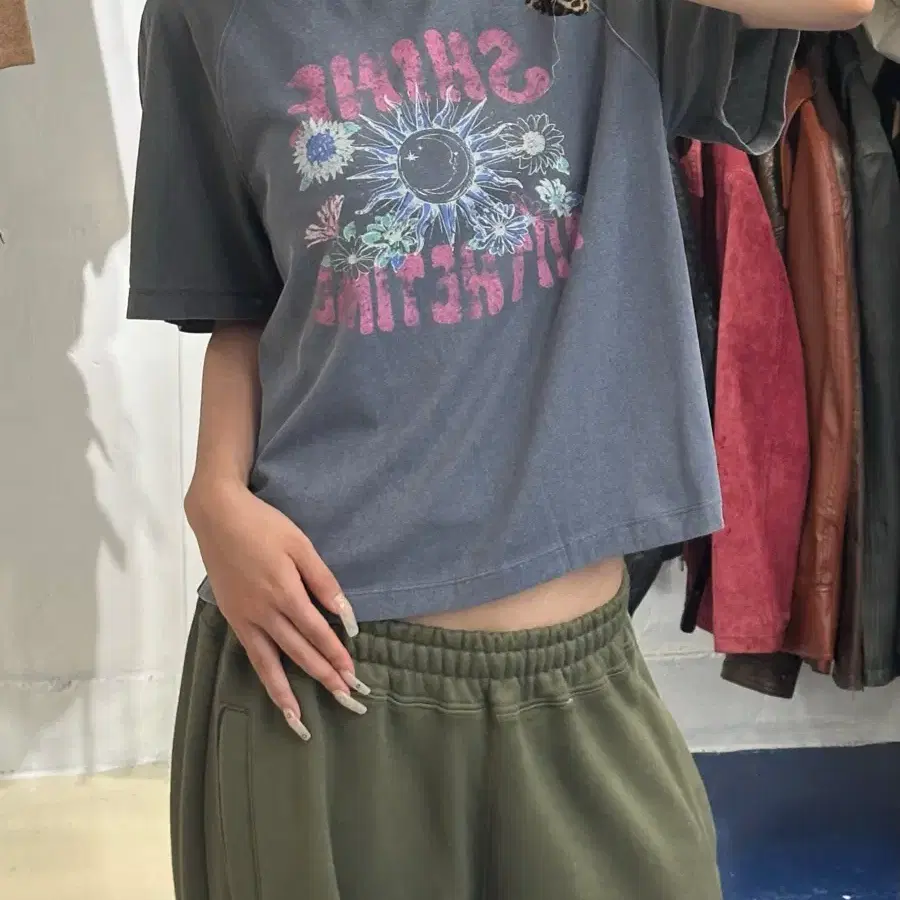 SISLEY 시슬리 해와달 레글런 반팔티