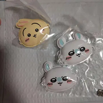 치이카와(먼작귀) 가면 가챠 토끼 1개 모몽가 2개