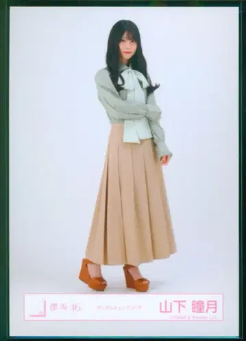 사쿠라자카46 4기생 라이브 야마시타 시즈키 깅엄 체크 코디 히키