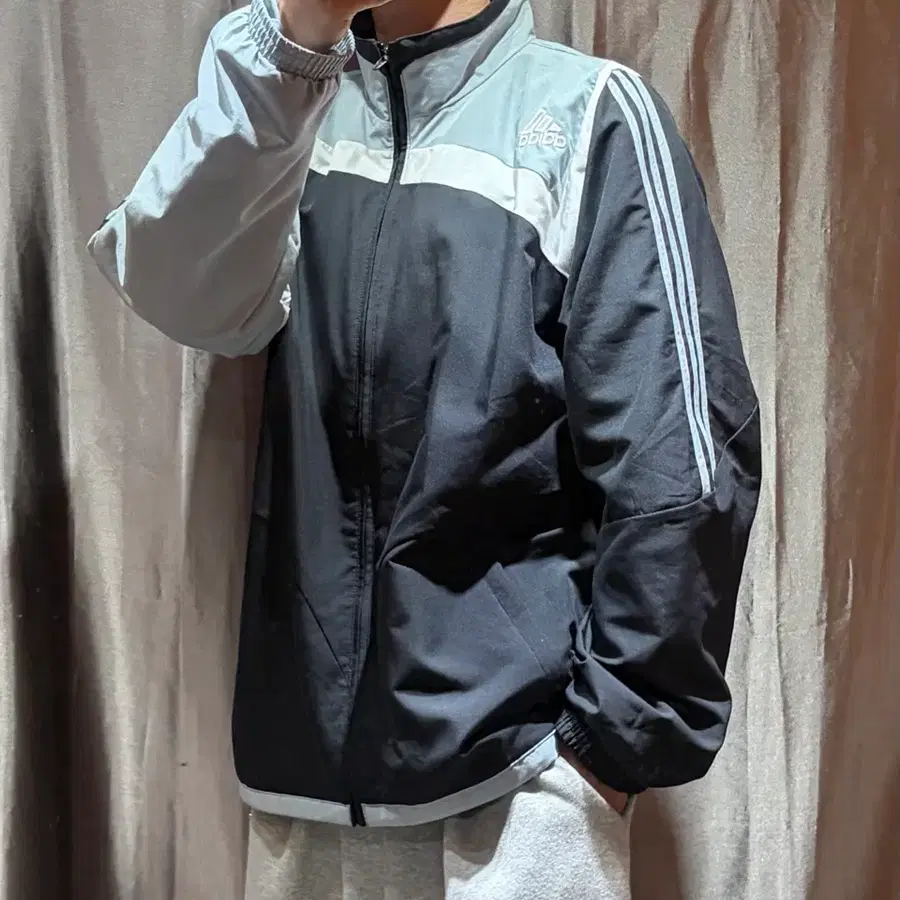 XL 아디다스 삼선로고 컬러믹스 나일론 자켓