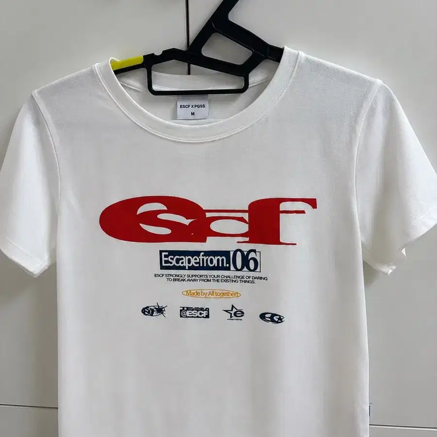 ESCF 반팔티 화이트