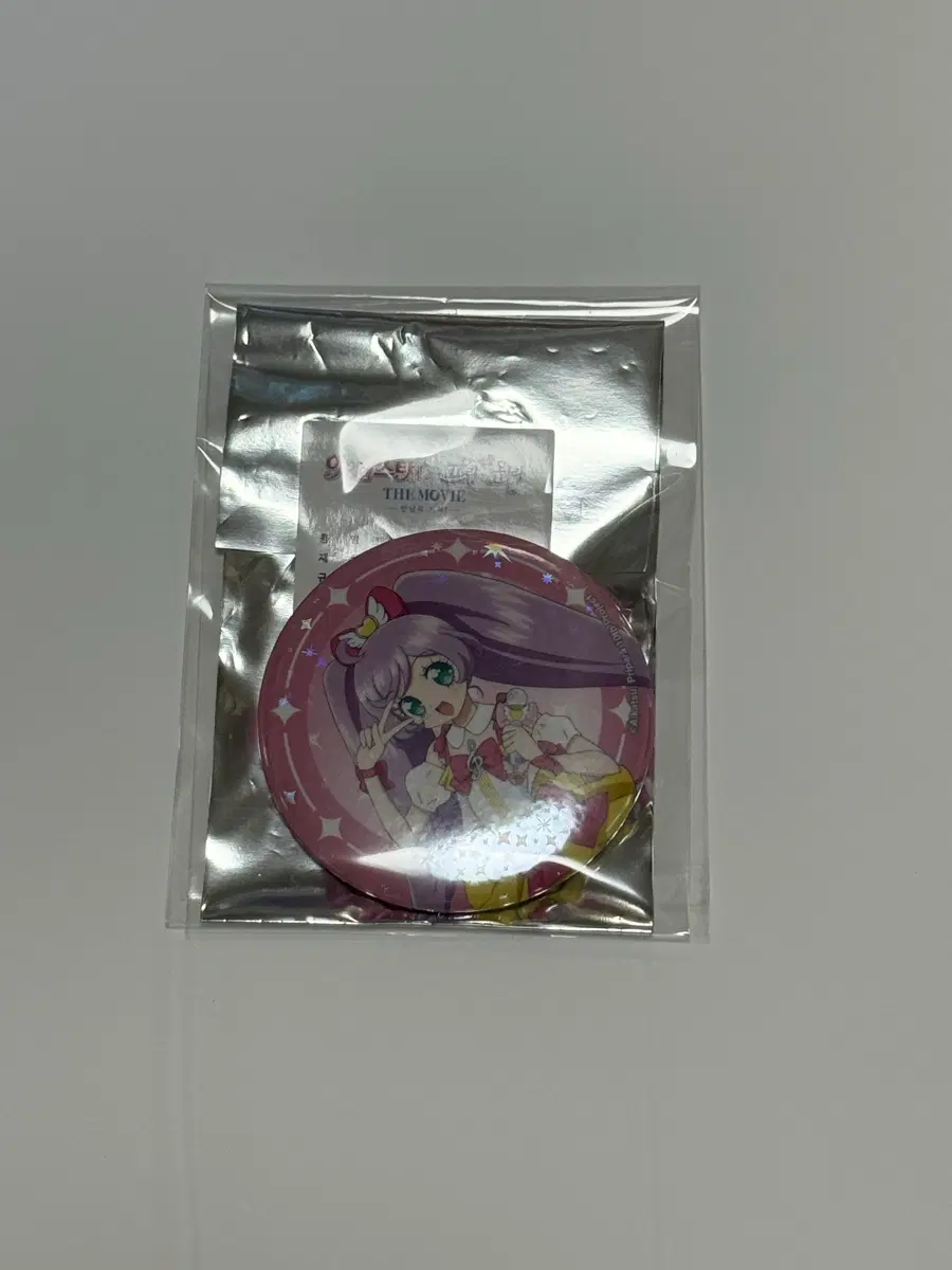 스타파라 프리파라 브이스퀘어 캔뱃지 vol.2 라라 판매 양도