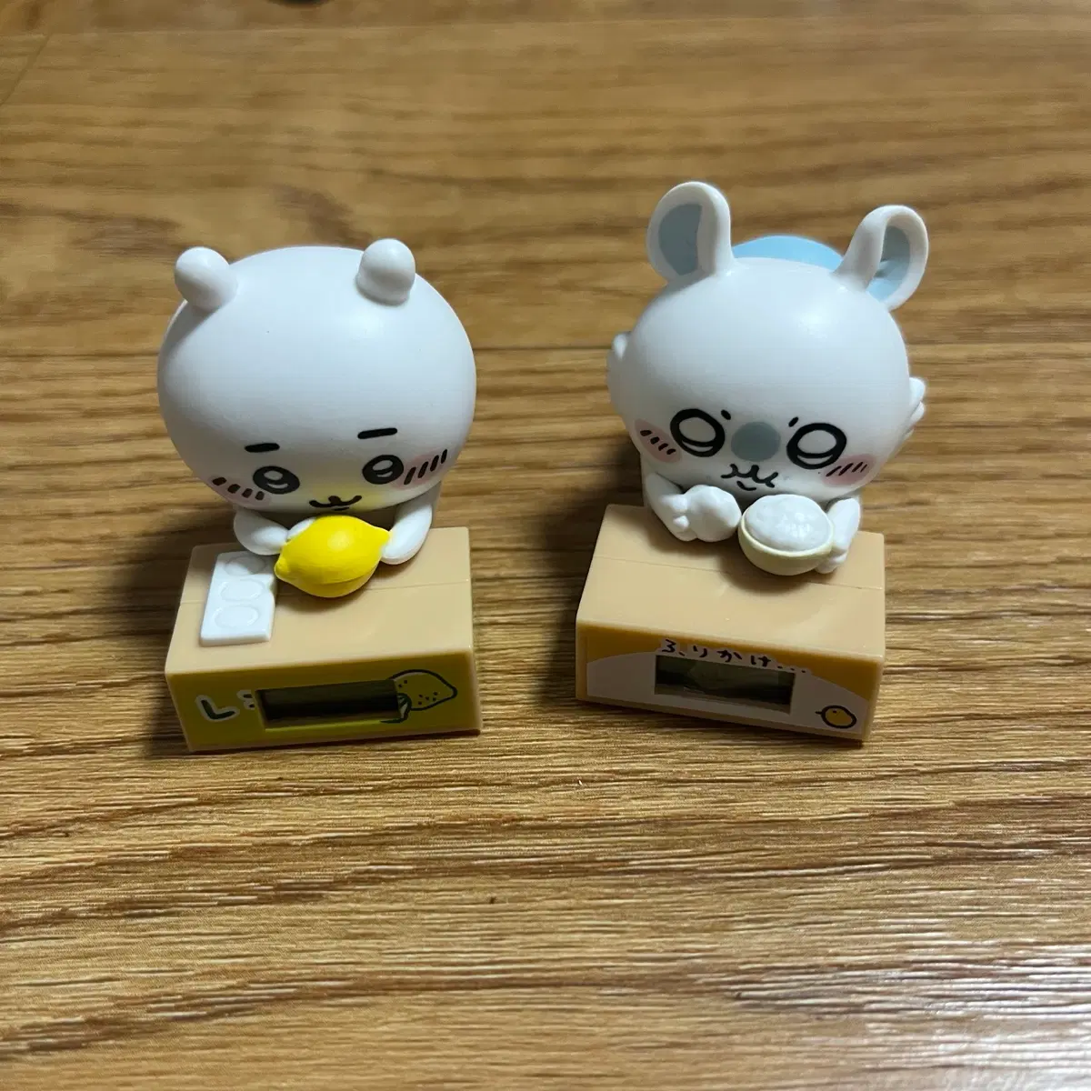 치이카와 먼작귀 골판지 시계 가챠