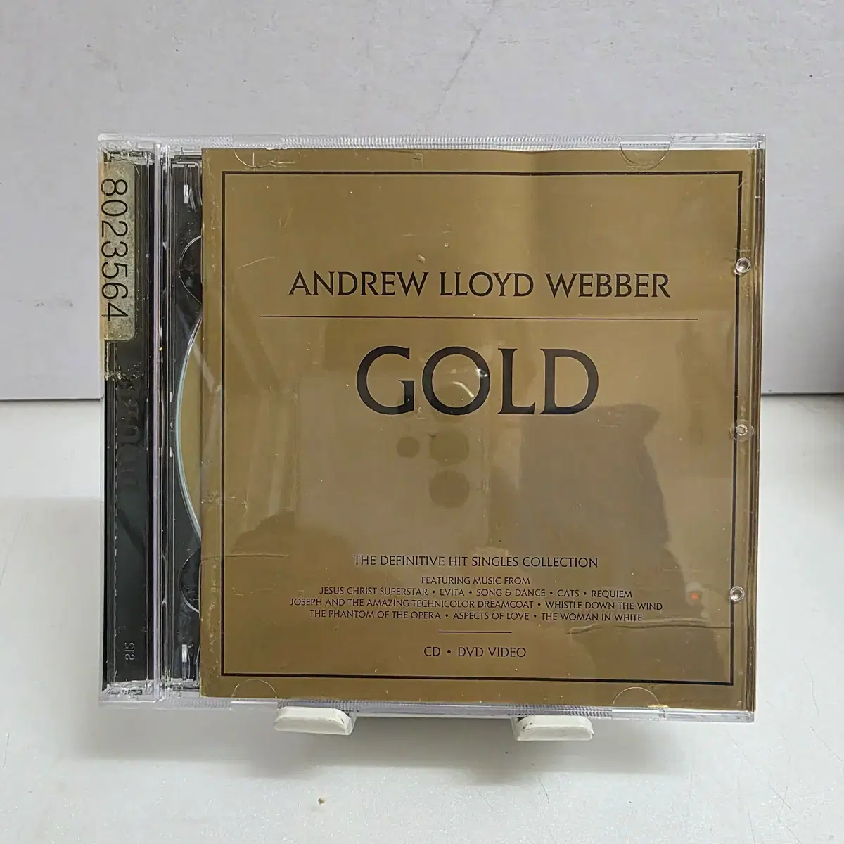 Gold: The Definitive Hit Singles Collection 2CD