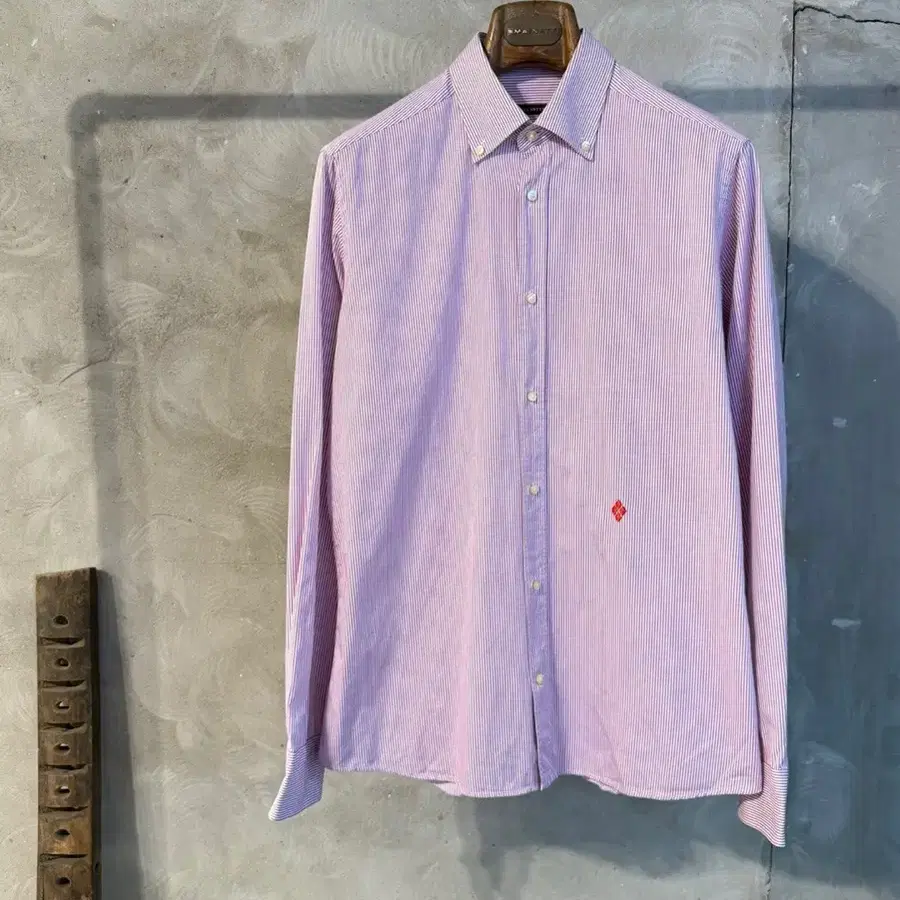 발랜타인 버튼다운 스트라이프셔츠 남성100