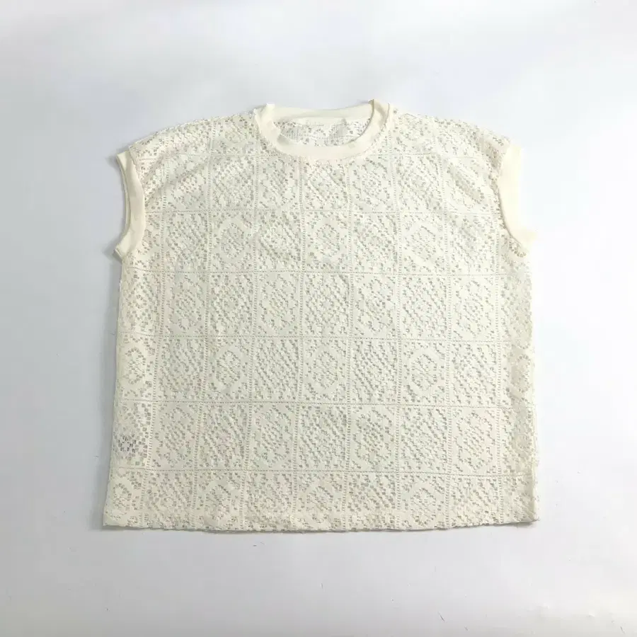 레이스 민소매 블라우스